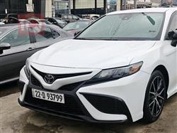 تۆیۆتا کامری